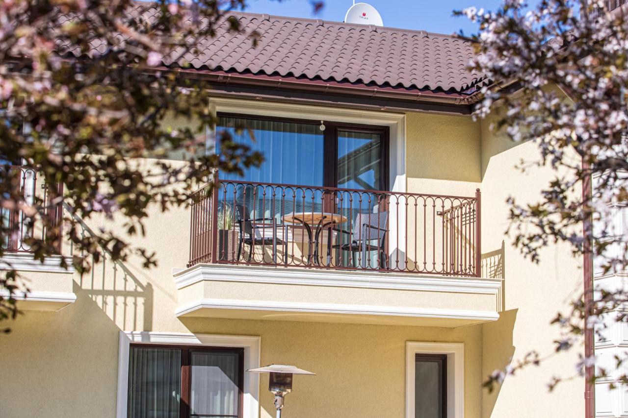 Sakura_Inn Palanga Exteriör bild