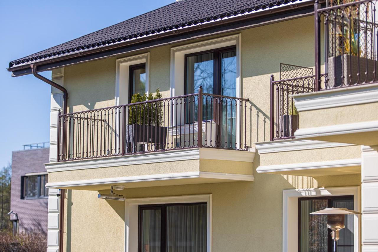 Sakura_Inn Palanga Exteriör bild